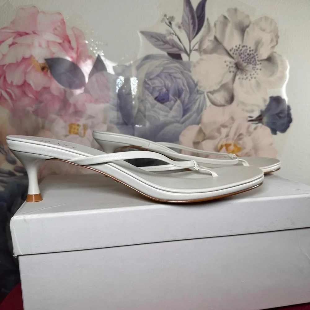 Like new RAYE Kimme Sandal in Ivory white leather kitten heel bride reception - Picture 3 of 10